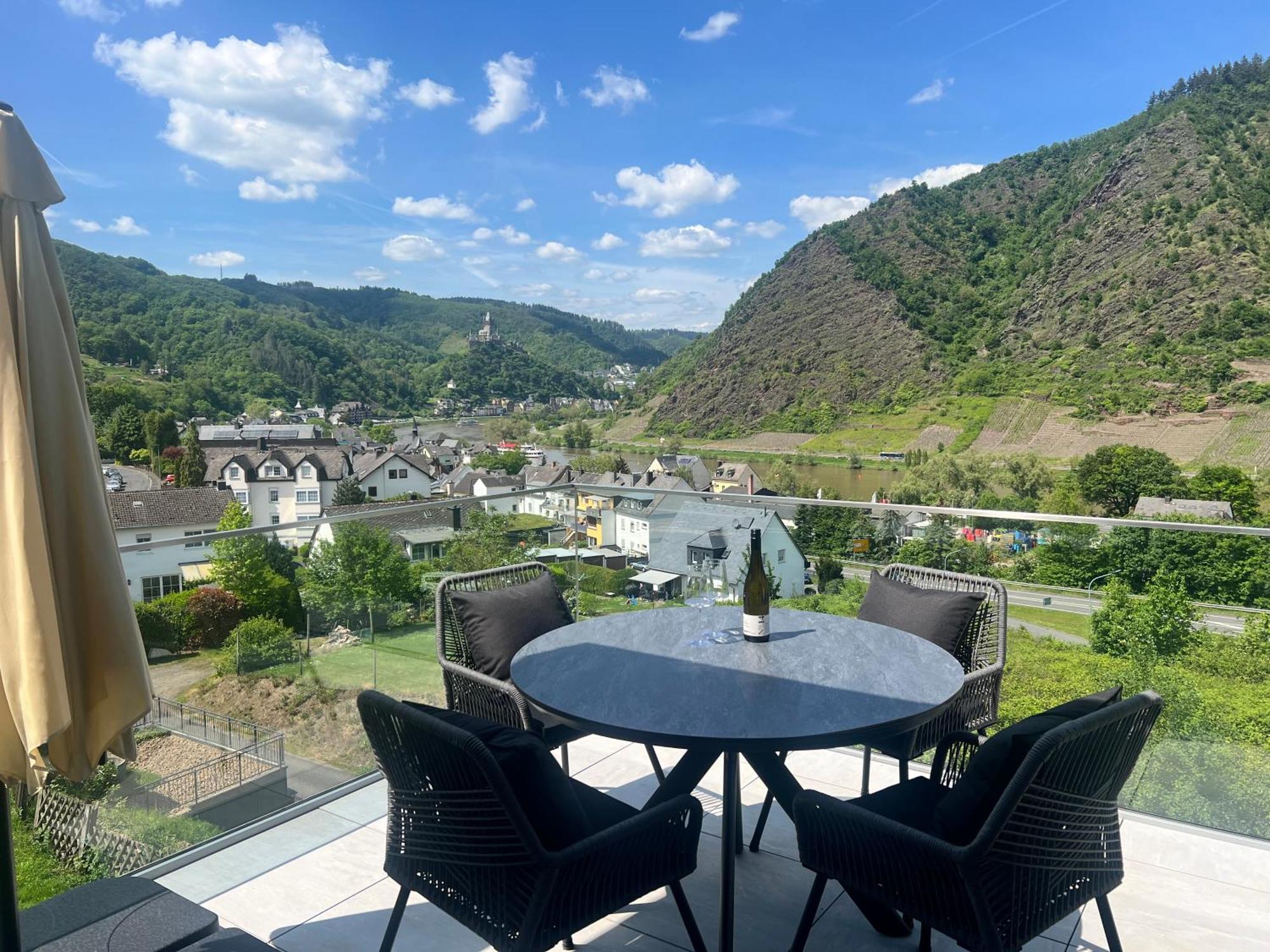 Ferienwohnung Weitblick Cochem Exterior foto